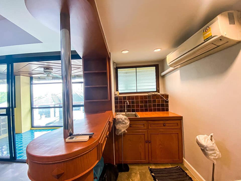 ขายถูก คอนโดใจกลางเมือง ทำเลทอง Sathorn Condo Place (สาธร คอนโด เพลส) รายละเอียดของห้อง 2 ห้องนอน 2 ห้องน้ำ