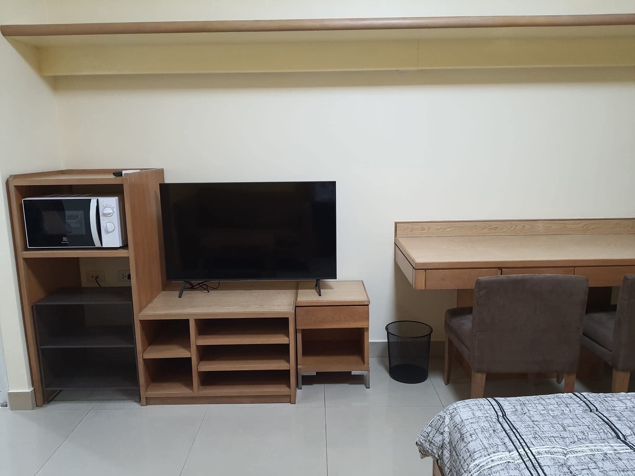 🏢 ให้เช่า คอนโด ไอเฮ้าส์ ลากูน่า การ์เด้น RCA ( i-House Laguna Garden RCA ) ห้องสวย เฟอร์ครบ เครื่องใช้ไฟฟ้าใหม่ หิ้วกระเป๋ามาอยู่ได้เลย ราคาคุ้มมาก!