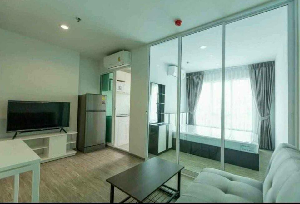 ด่วน ห้องมาเร็วไปเร็ว ให้เช่าคอนโดรีเจ้นท์โฮม บางซ่อน เฟส28 Regent Home Bangson Phase 28 ติดรถไฟฟ้า mrt บางซ่อน เฟอร์ครบ เครื่องใช้ไฟฟ้าครบ *มีเครื่องซักผ้า