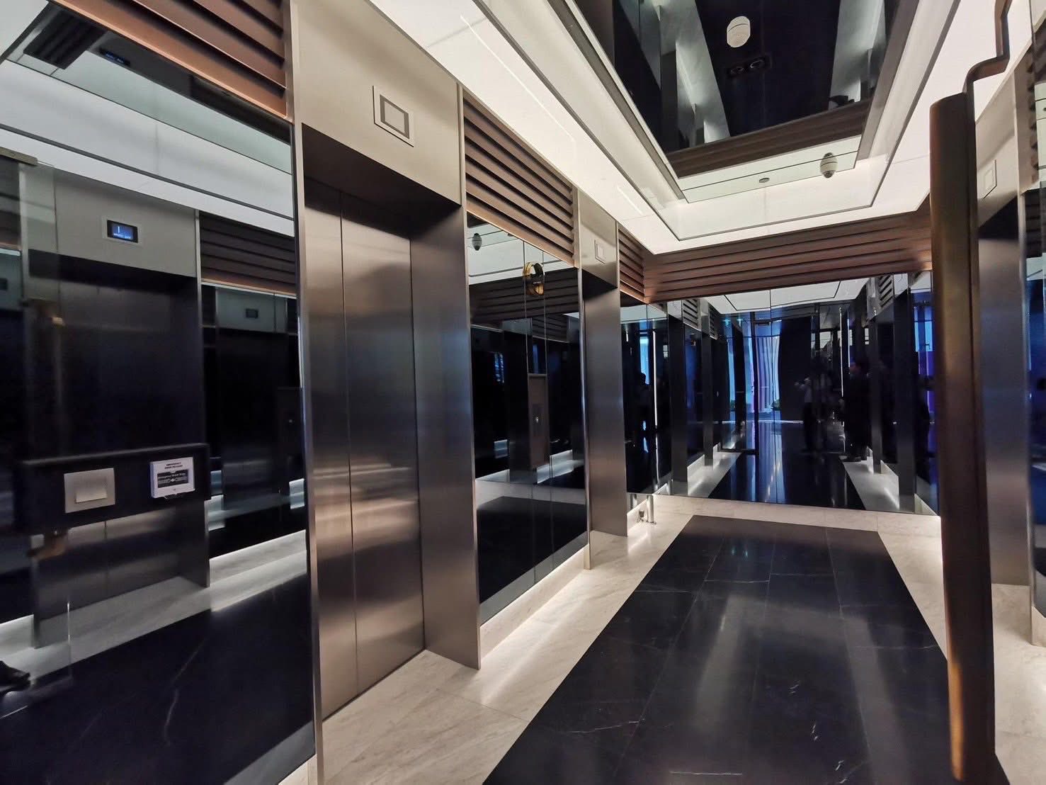 ให้เช่าคอนโด ทเวนตี้เอท ชิดลม / For Rent 28 Chidlom (English below)