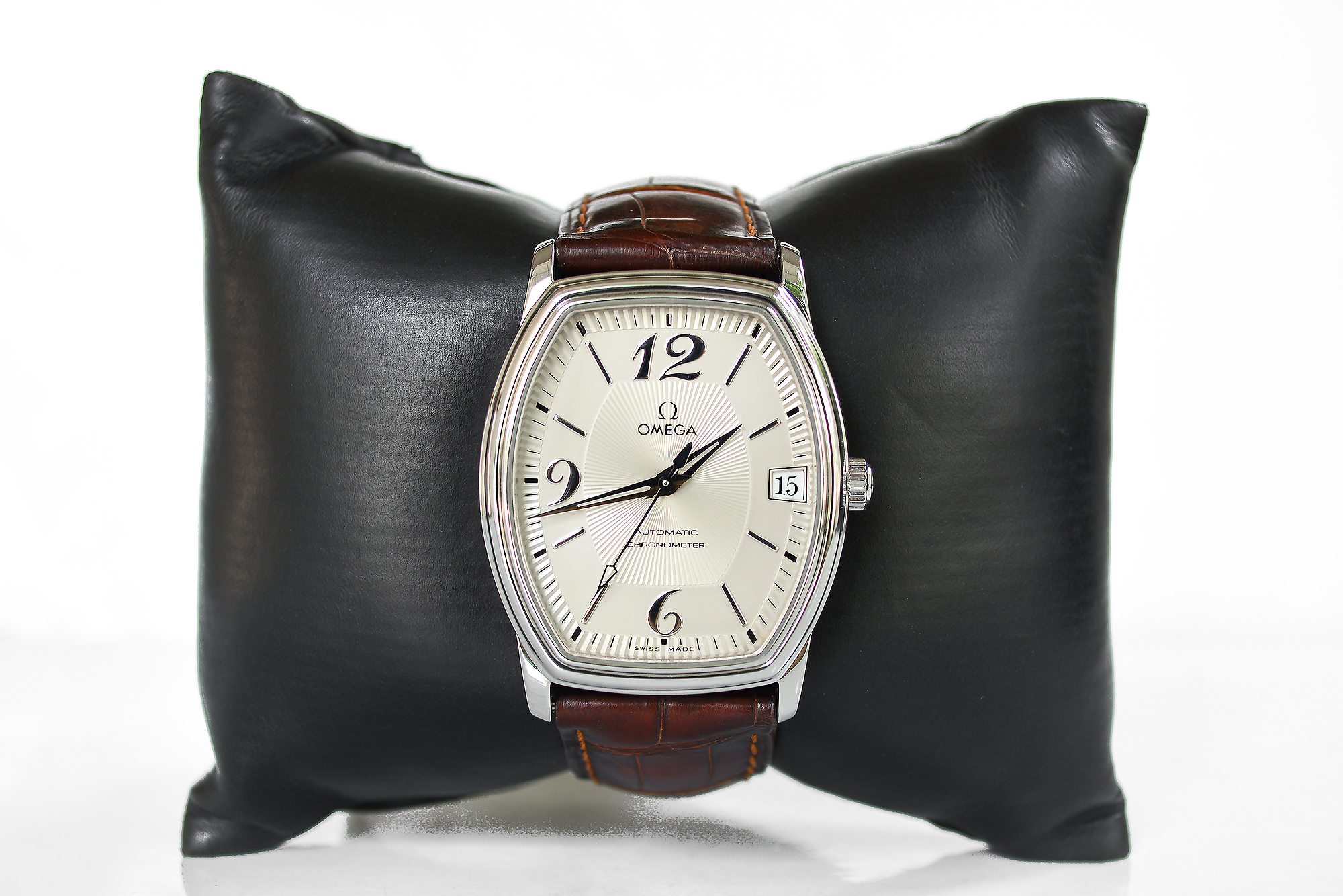 Omega De Ville Prestige Tonneau Chronometer สายหนัง (Sold)