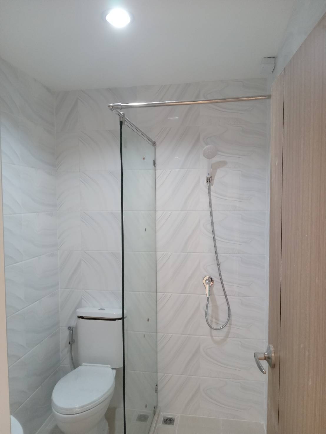 ขายทาวน์เฮ้าส์ 2 ชั้น ปรับปรุงรีโนเวทใหม่ทั้งหลัง หมู่บ้านรินทร์ทอง ลำลูกกา คลอง 2