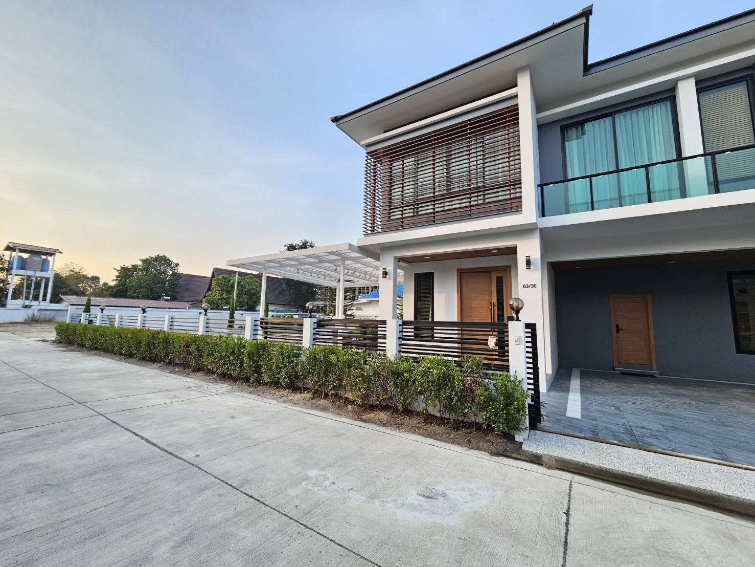 🔥 โอกาสทองสำหรับนักลงทุน! พูลวิลล่าหรู การันตีผู้เช่า 120,000 บาท/เดือน! 🔥 ชื่อโครงการ: Luxury Huai Yai Pool Villa / พูลวิลล่าหรูห้วยใหญ่