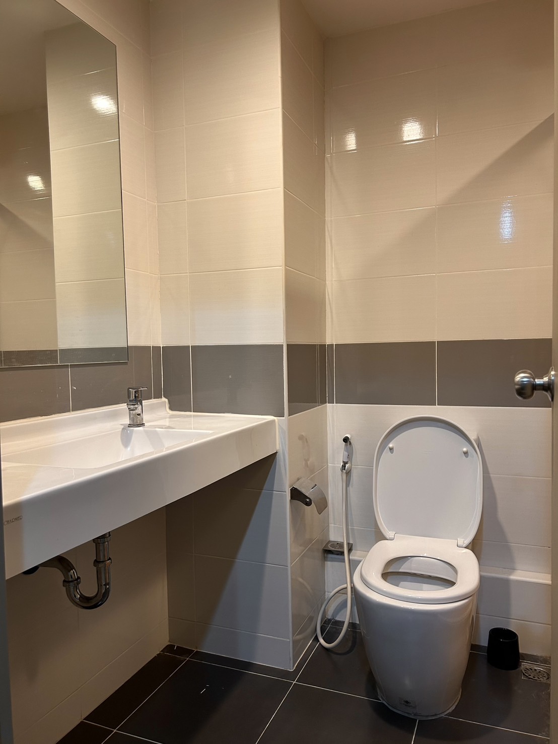 ให้เช่าและขายคอนโด Rich Park @ Chaophraya (ริชพาร์ค แอท เจ้าพระยา) ติดสถานีรถไฟฟ้าไทรม้า ##วิวริมแม่น้ำเจ้าพระยา## พร้อมตกแต่งเฟอร์นิเจอร์