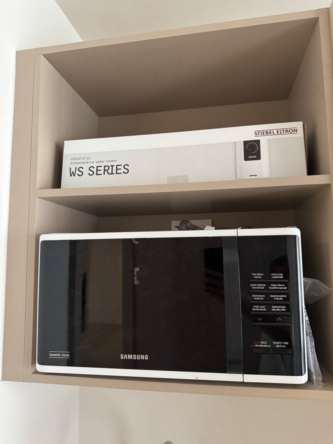 ให้เช่าคอนโดใหม่ใกล้ ม.ธรรมศาสตร์ มีรถรับ-ส่งถึงหน้า ม. dcondo Shine Rangsit (ดีคอนโด ชายน์ รังสิต) ห้องใหม่ไม่เคยปล่อยเช่า ด่วนก่อนเต็มนะจ๊ะ