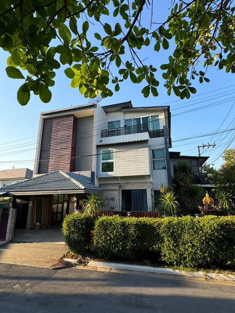 ให้เช่า บ้านหรูใหญ่มาก The Ava Residence : ดิ เอวา เรสซิเดนซ์ (อ่อนนุช 48) ราคา 159,000 ลด 130,000 บาทต่อเดือน เฉพาะ เดือน เมษายน นี้เท่านั้น