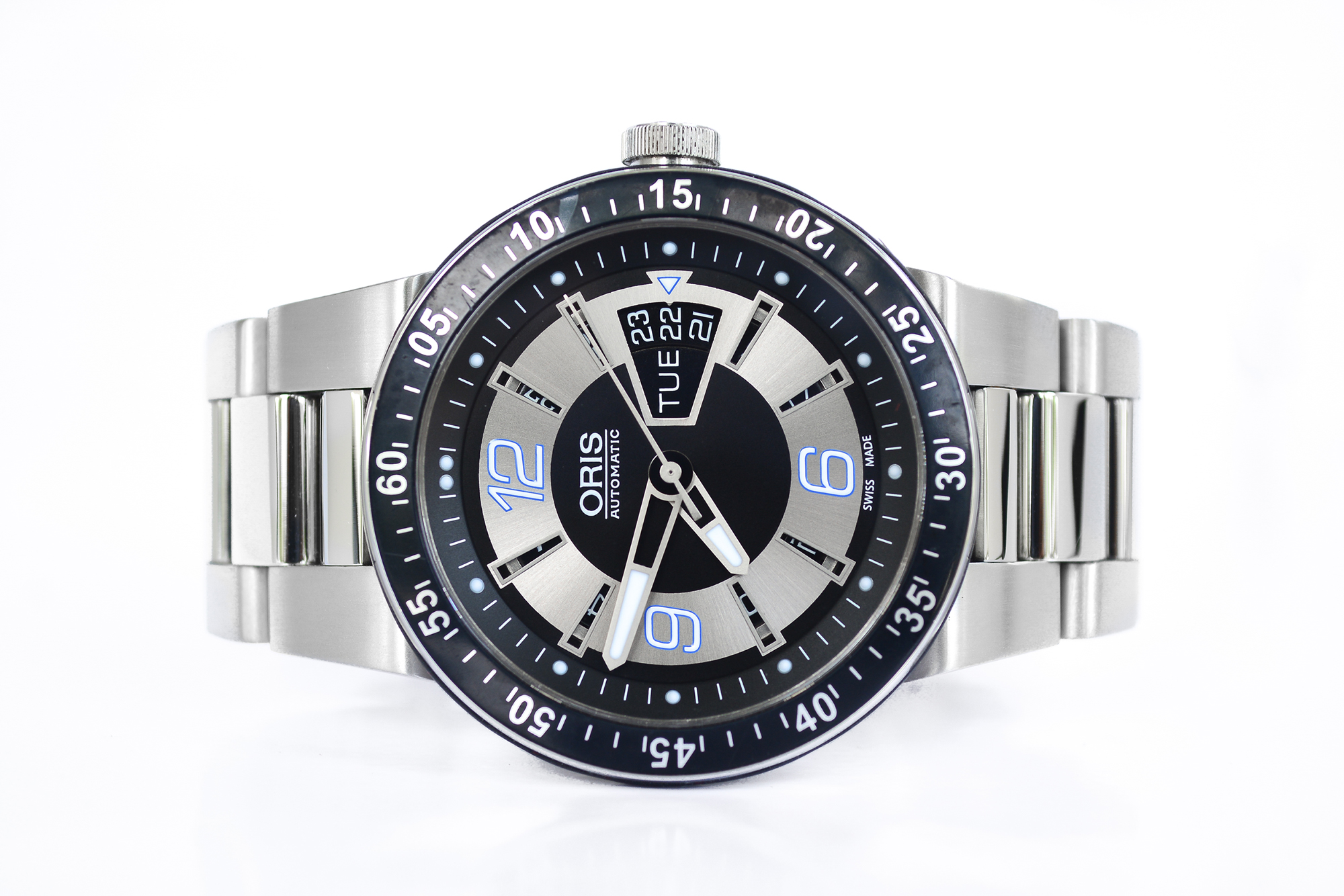 Oris Williams F1 Team Day-Date สายเหล็ก (Sold)