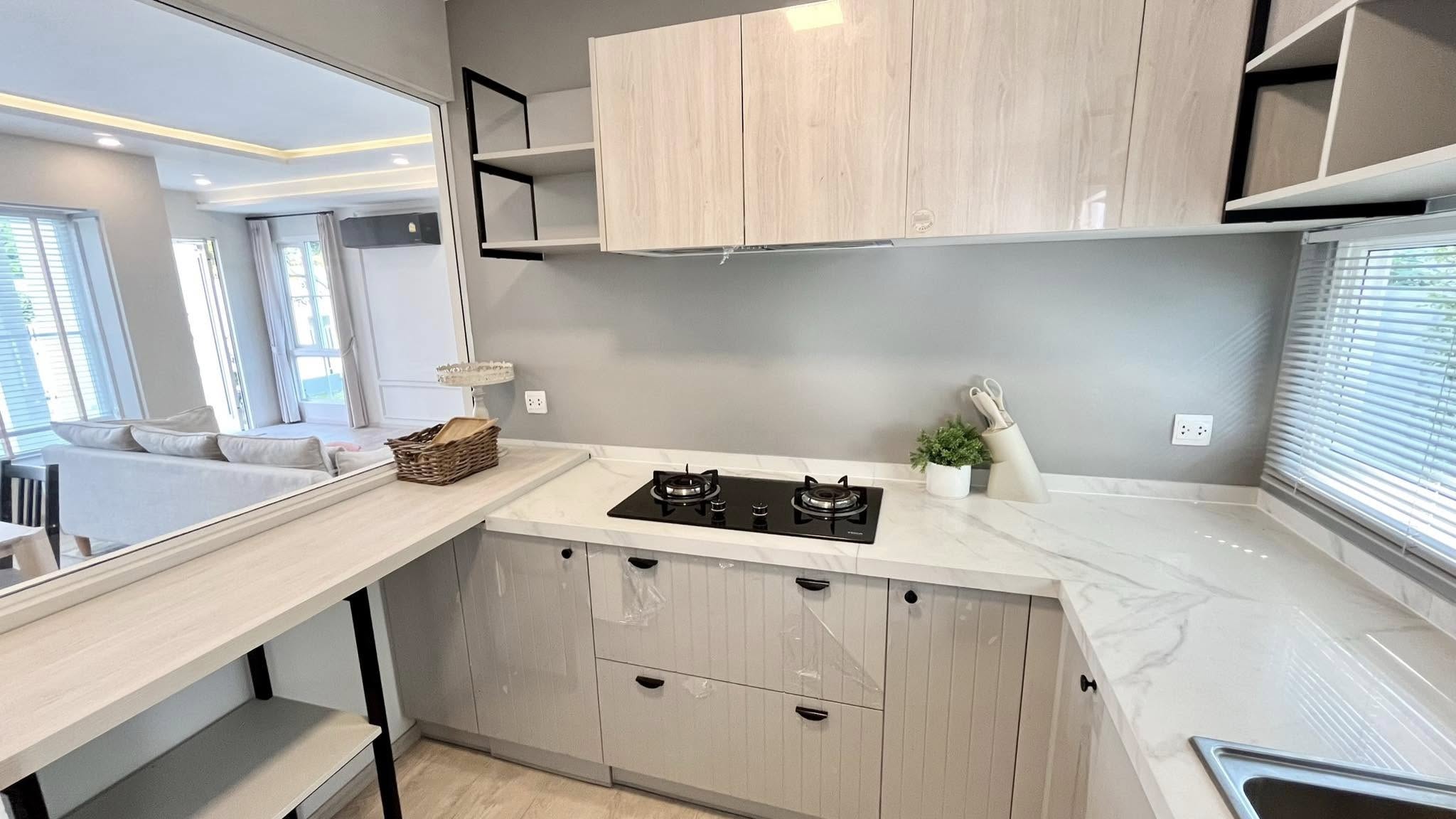 ให้เช่าบ้านใกล้เมกะบางนา โครงการ Anya Bangna-Ramkhamhaeng 2 : อัญญ่า บางนา-รามคำแหง 2 หลังนี้ private มาก และอยู่ข้างหลัง clubhouse เลย