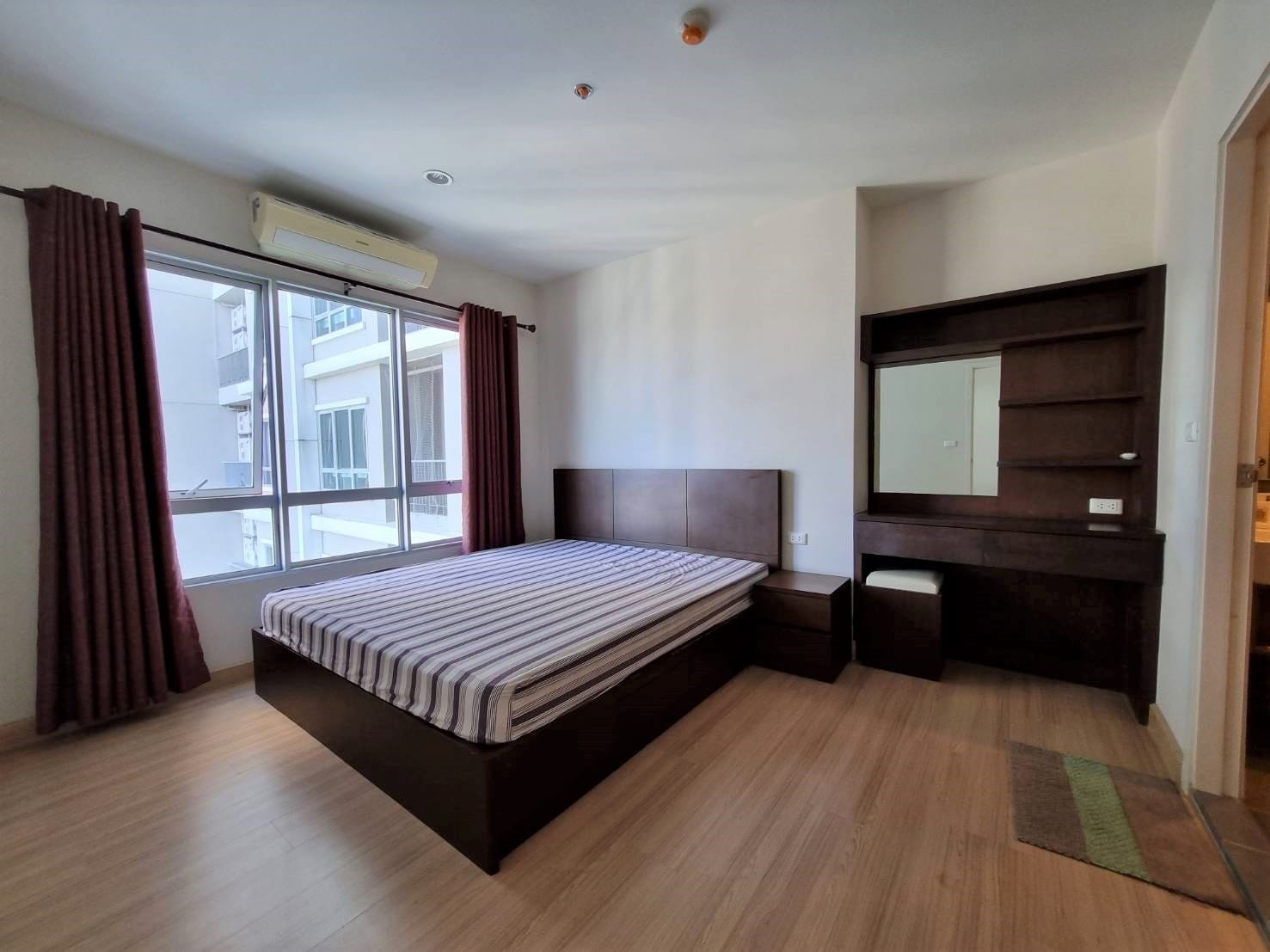 ปล่อยเช่าห้องสตูดิโอ 1 ห้องนอน 35ตร.ม. ราคา 11,000บ. Motif Condo (โมทีฟ คอนโด) วงเวียนใหญ่- ห้องสตูดิโอ 35 ตร.ม.