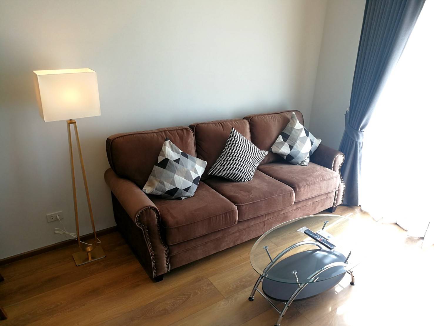 ให้เช่าคอนโด Park 24 (พาร์ค 24) 2 ห้องนอน 1 ห้องน้ำ ขนาด55 ตร.ม ชั้น 19 ห้อง 21902 (68/206)