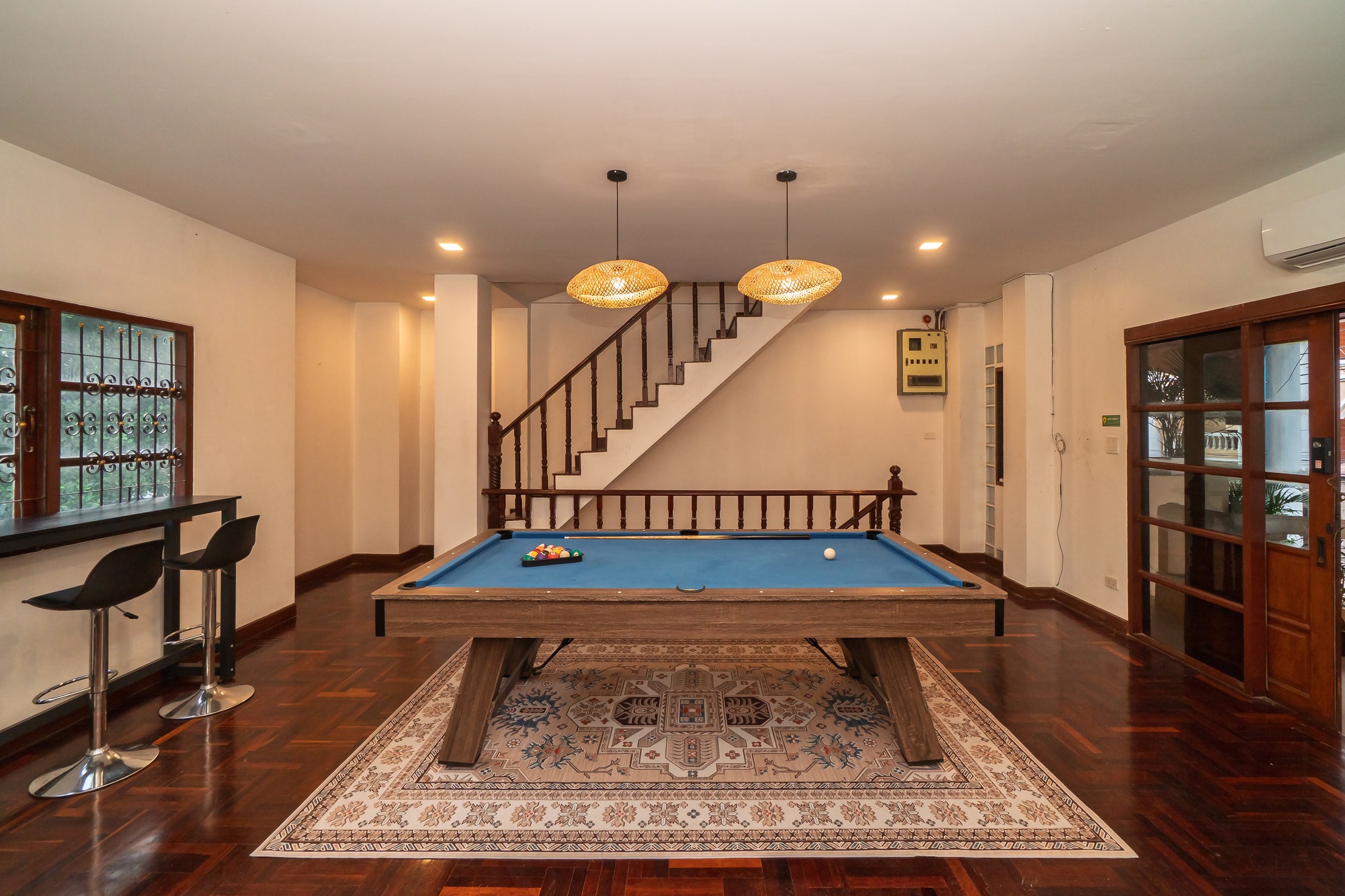 🏡 ให้เช่าทาวน์โฮมหรู Tropical House ทองหล่อ 25 / For Rent Tropical House Thonglor 25 ( English below )