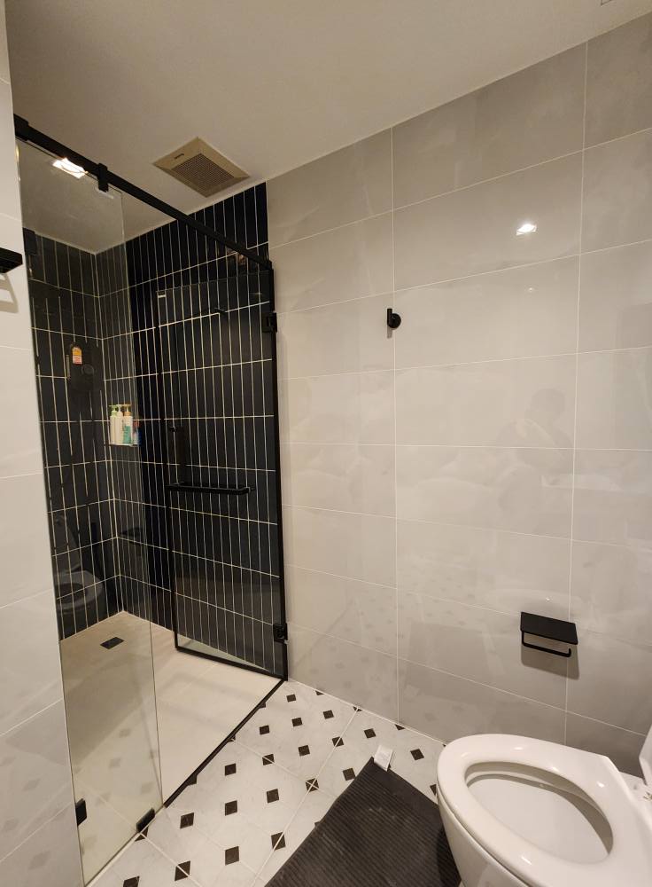 ให้เช่าคอนโด เดอะรูม สาทร–ตากสิน / For Rent The Room Sathorn–Taksin (English below)