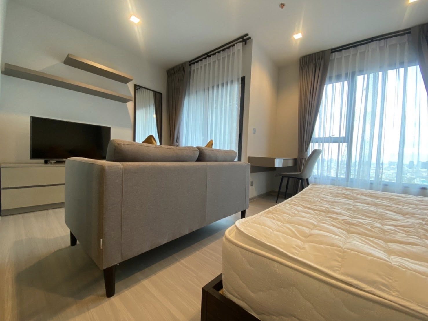 ให้เช่าคอนโด ไลฟ์ อโศก–พระราม 9 / For Rent Life Asoke – Rama 9 (English below)