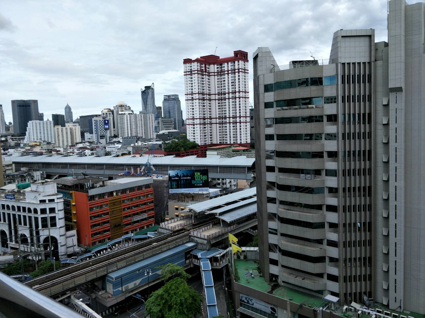 รหัสทรัพย์ 39933 คอนโด Phayathai Place (พญาไทเพลส) ห้องสตูดิโอ ขนาด 30 ตรม ชั้น 16 วิว เมือง