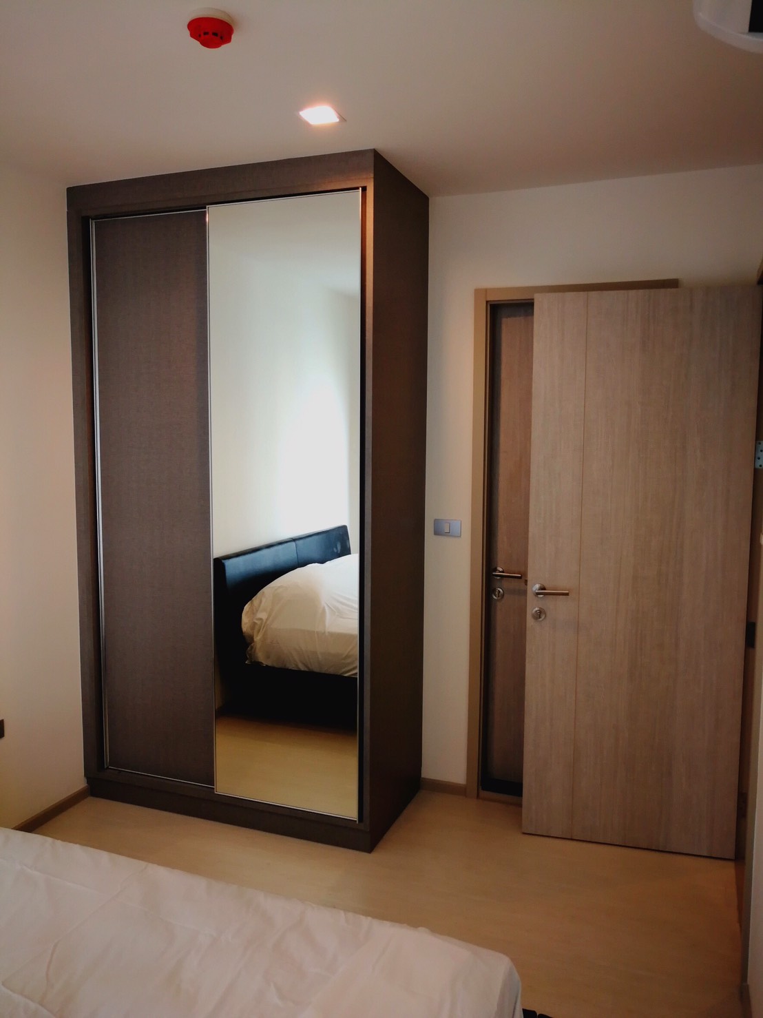 รหัสทรัพย์ 19535 ให้เช่าคอนโด Rhythm Sukhumvit 36-38 (ริทึ่ม สุขุมวิท 36-38) 1 ห้องนอน 1 ห้องน้ำ ชั้น 10 ขนาด 33 ตรม