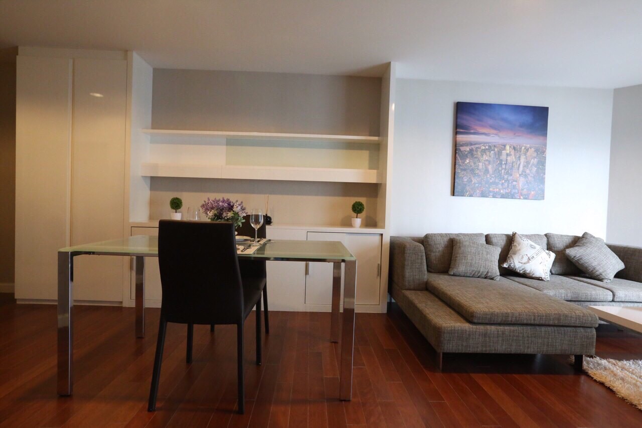 ให้เช่าคอนโด Belle Grand Condo เซ็นทรัลพระราม9 2 ห้องนอน 1 ห้องน้ำ 1ห้องนั่งเล่น ห้องครัว 70 ตรม. ( Private zone ) ตึก D ชั้น 24