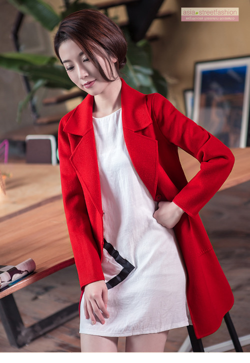 เสื้อโค้ท สไตล์เกาหลี ทรงคลาสสิค ใส่ง่ายเข้ากับทุกชุด กันหนาวได้ดี พร้อมส่ง สีแดง