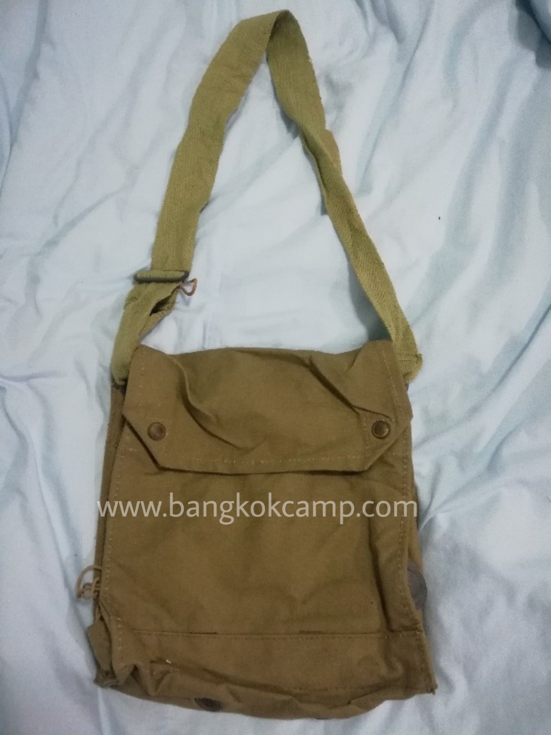 กระเป๋าอินเดียน่าโจนส์ Gas Mask Bag ของ Indiana Jones.MK-VII ผ้าแคนวาส ของใหม่เก่าเก็บ สมบูรณ์ พร้อมใช้