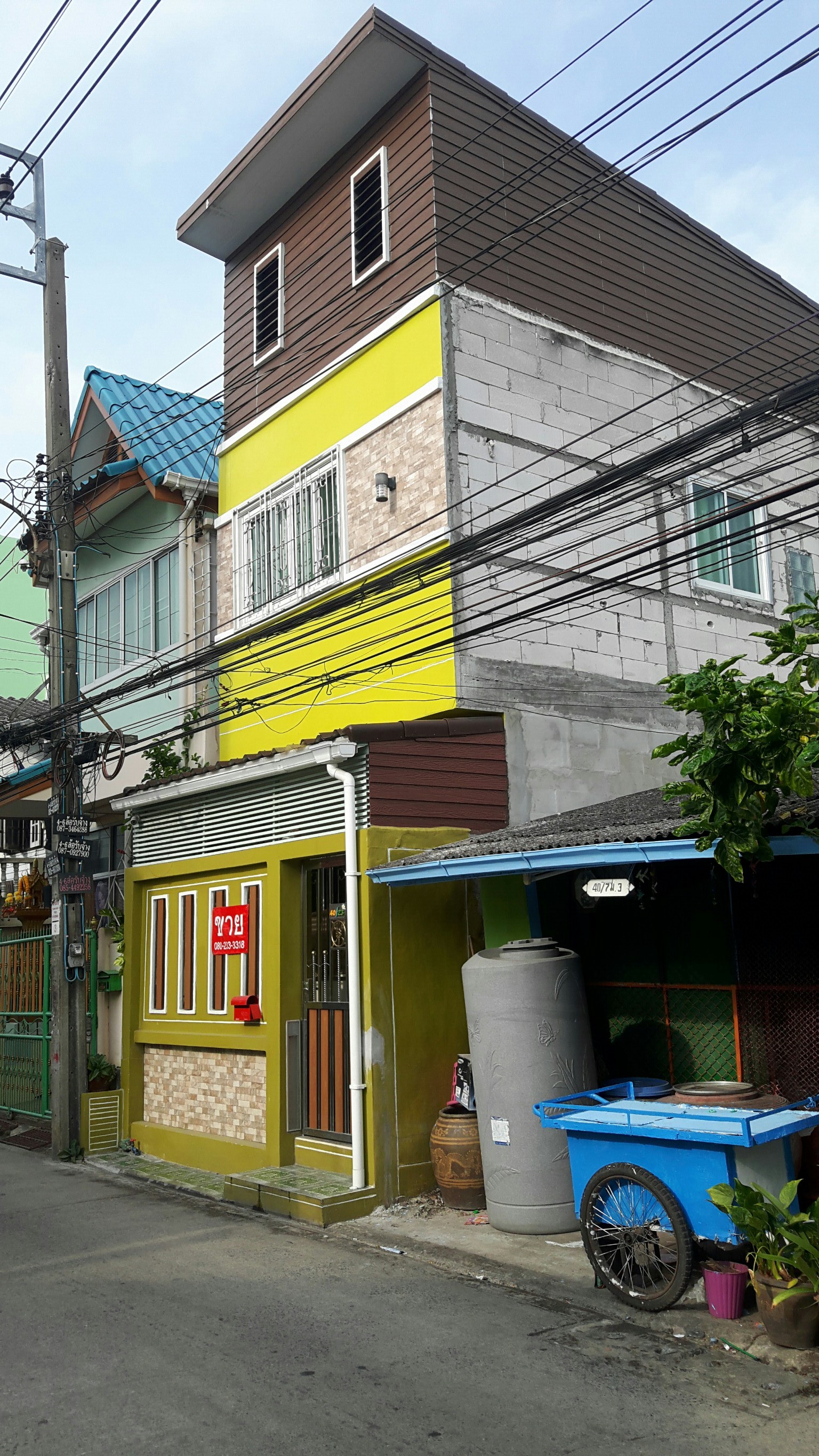 รหัสทรัพย์ 33318 ขายห้องเช่า(อพาร์ทเม้นท์ ลาดกระบัง 46 ) 2 ชั้น อยู่ในซอย ลาดกระบัง 46