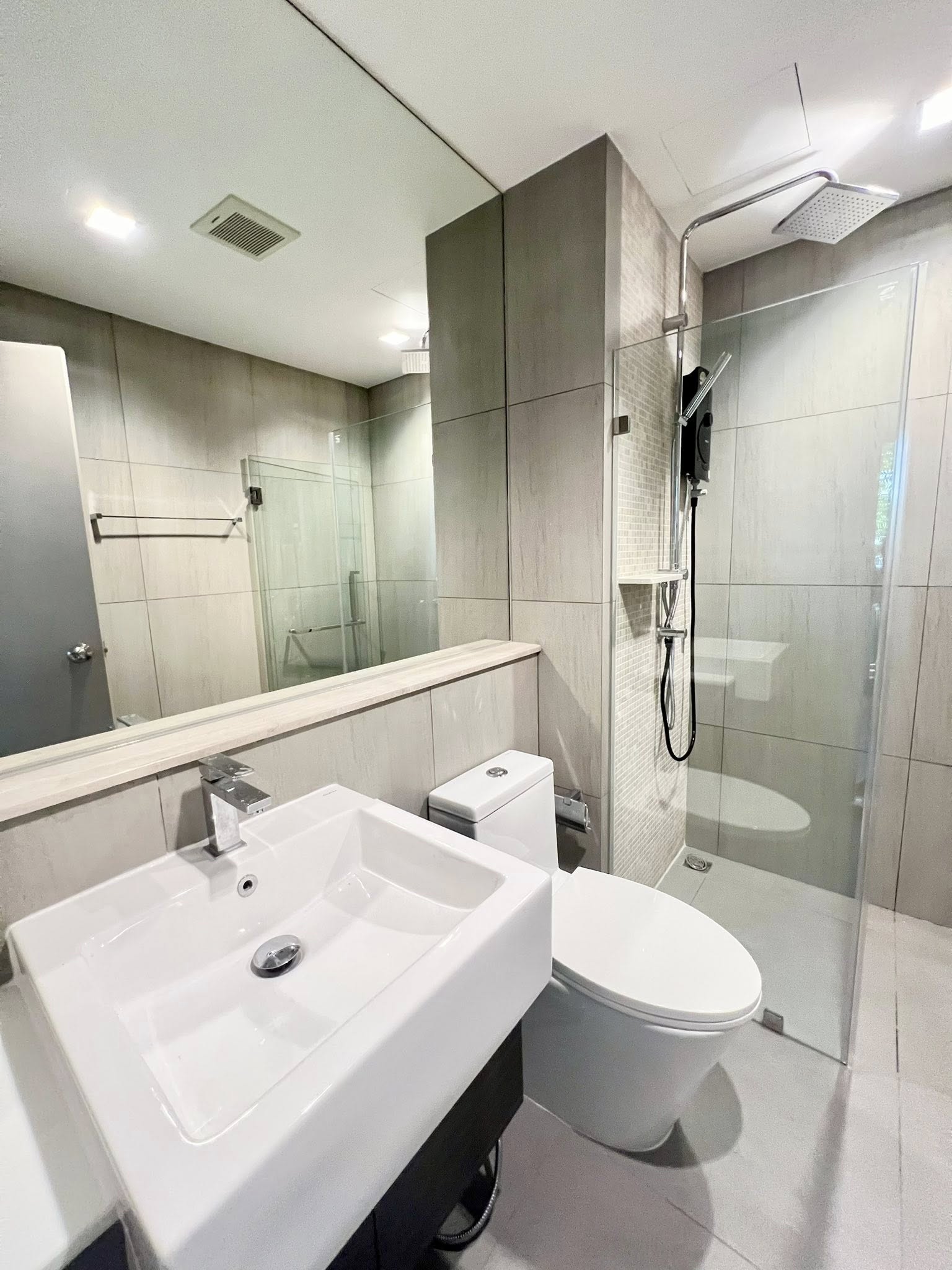 ให้เช่าคอนโด Politan Live โพลิแทน ไลฟ์ (ติดแม่น้ำเจ้าพระยา) / For Rent Politan Live (English below)