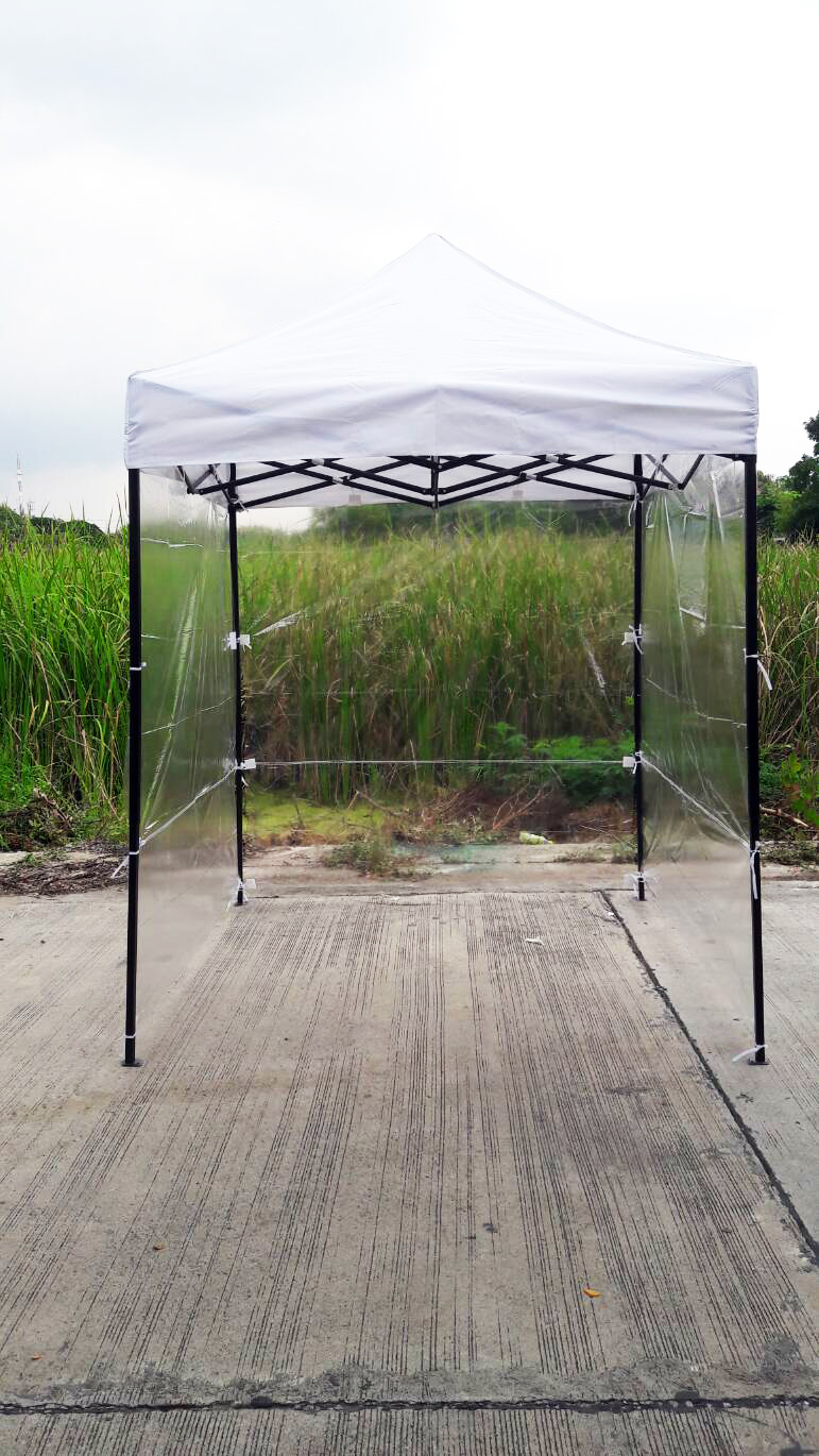 เต็นท์พับได้ สีขาว ขนาด 2m x 2m พร้อมพลาสติกใส 3 ด้าน