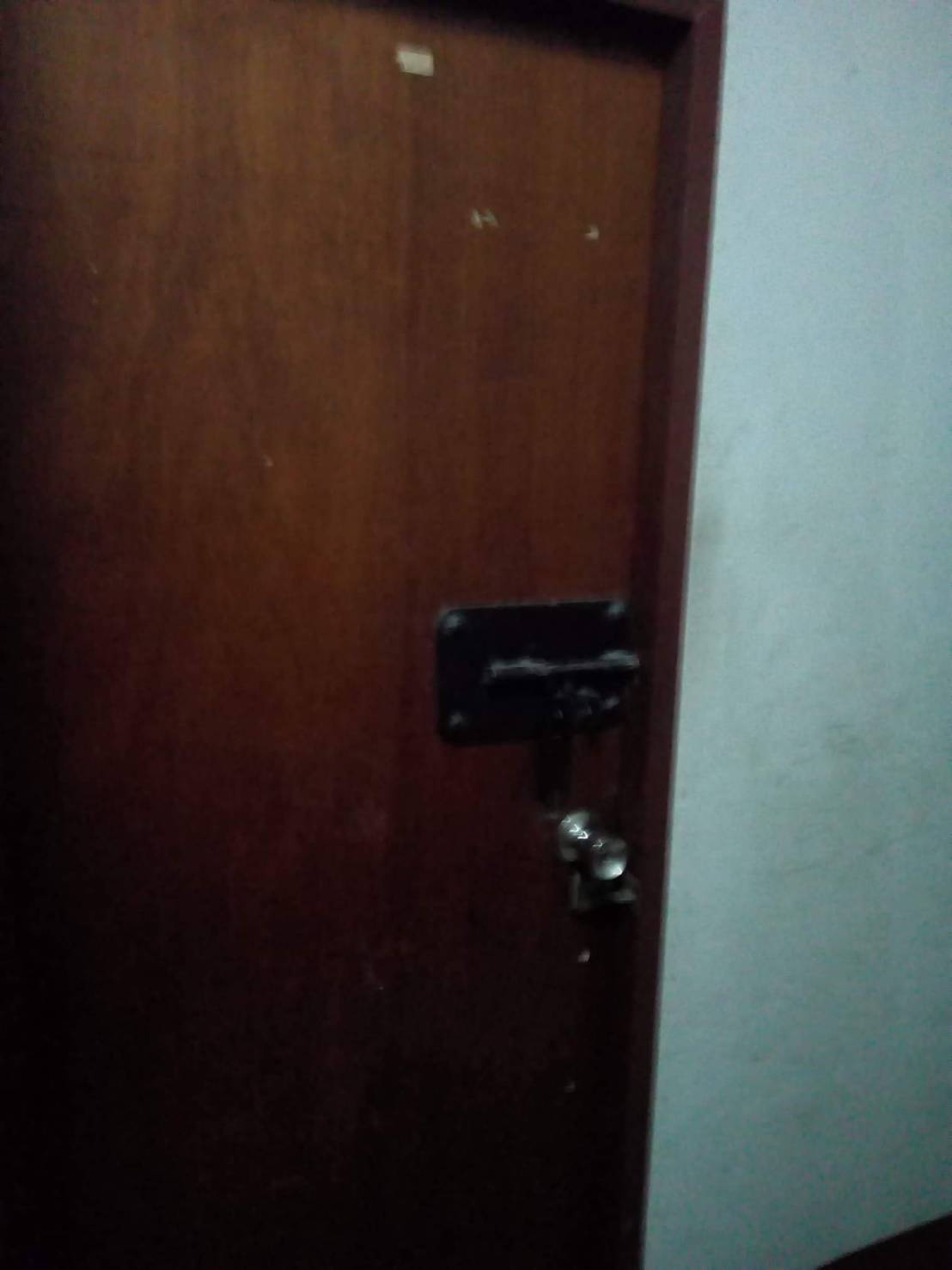 ขายตึกแถว 5 ชั้น ขนาด 25 ตร.วา ( พร้อมกิจการห้องเช่า 14 ห้อง ) ตั้งอยู่ถนนประชาสงเคราะห์ ซอย 16