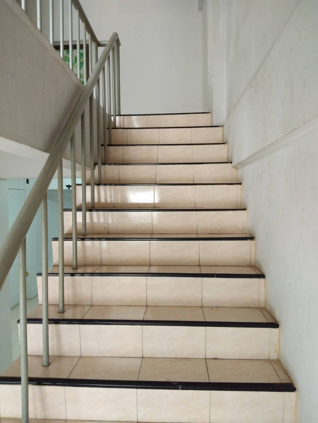 ให้เช่า ตึกแถว 1 ห้อง อยู่ตลาดใหม่ดอนเมือง 4 ชั้น + ชั้นลอย