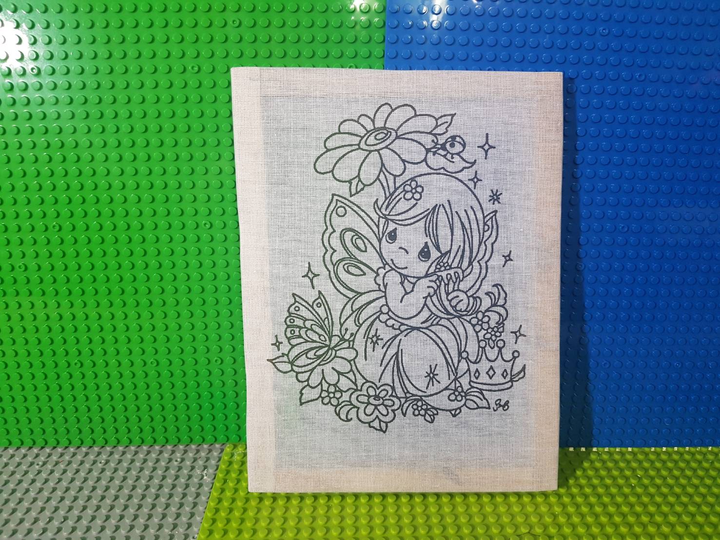 เฟรมผ้าระบายสี จัมโบ้ 22x26 เซนติเมตร 100 ชิ้น (ไม่รวมสี+พู่กัน) คละลาย
