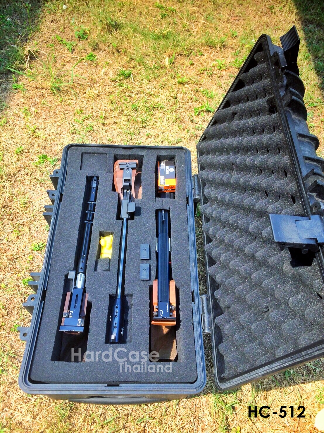 กระเป๋ากล้อง Hardcase ล้อลาก HARZ รุ่น HC-512 สีดำ ไส้โฟมลูกเต๋า