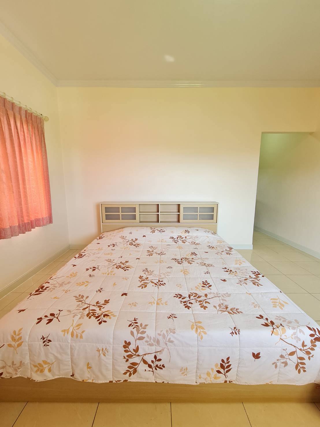 🏡 ขายบ้านเดี่ยวหลังใหญ่ วิวภูเขาล้อมรอบ หมู่บ้านพบโชคการ์เด้นฮิล (Phobchok Garden Hill) บางเสร่ – สัตหีบ