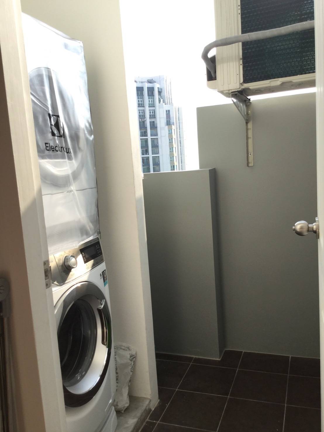 ขายคอนโด Belle Grand Rama 9 (เบ็ล แกรนด์ พระราม 9) ห้องเพ้นเฮ้าส์ penthouse fully furnished แบบ 2 ห้องนอน