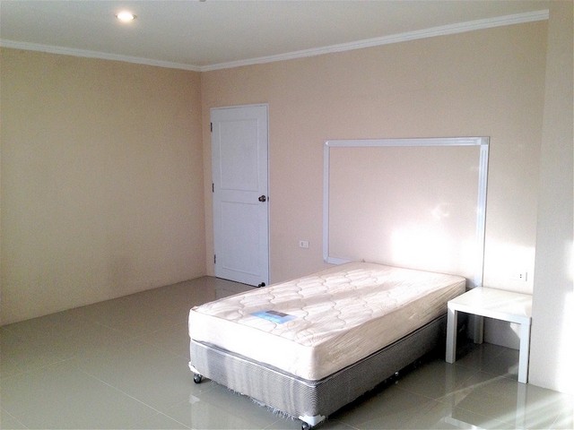 ให้เช่าคอนโดใจกลางสุขุมวิท ห้องใหญ่ราคาประหยัด ( * เลี้ยงสัตว์ได้ ) มีทั้งห้อง สตูดิโอ, 1 ห้อง ,2 ห้อง +1 แม่บ้าน หรือ 3 ห้องนอน + 1 แม่บ้าน