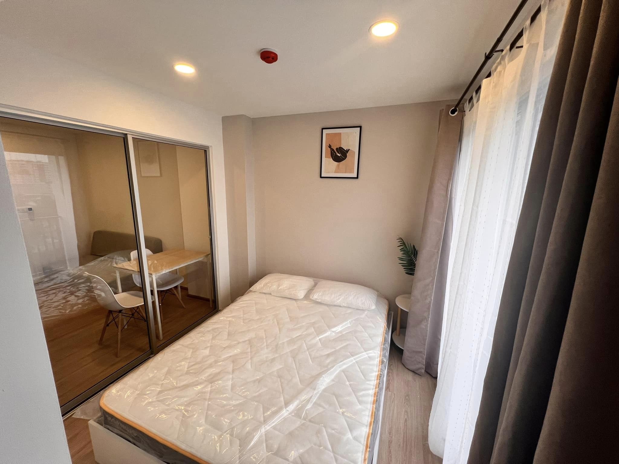 ให้เช่าคอนโด เสนาคิทท์ บีทีเอส สะพานใหม่ (Senakith Bts Saphanmai) 1 ห้องนอน 1 องน้ำ ชั้น 7 อาคาร B 26 ตร.ม. วิวสวย วิวกว้าง