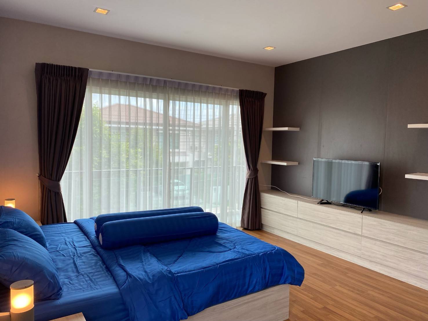 ให้เช่าบ้านเดี่ยวแต่งหรู ต้นโครงการ หมู่บ้านคาซ่าพรีเมี่ยม วงแหวน อ่อนนุช บางนา กม. 7