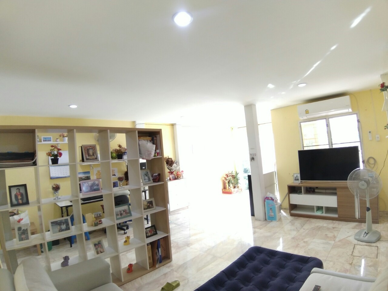 ขายทาวน์เฮ้าส์ 2 ชั้น ซื้อบ้านมีเงินทอน โครงการหมู่บ้าน คัทลิยา วิลล์ ลำลูกกา คลอง 3 — ติดถนนใหญ่ ไม่ต้องเข้าซอยย่อย