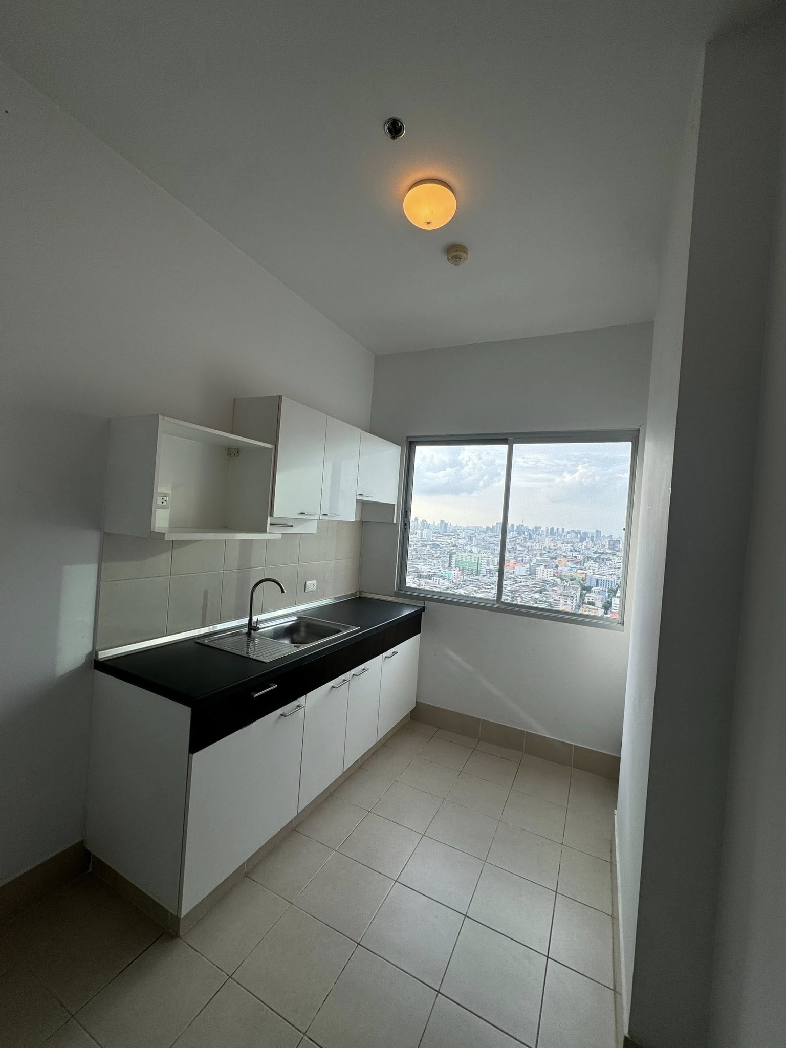 Penthouse @ Supalai Park Asoke - Ratchada (ศุภาลัย ปาร์ค อโศกรัชดา) ทำเลเทพ ติดถนนใหญ่ ใกล้ MRT พระราม 9