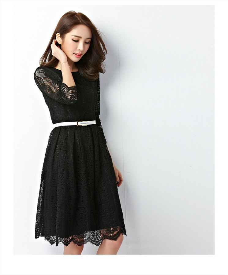 ชุดเดรสลูกไม้สีดำ แขนยาว กระโปรงทรงบาน แฟชั่นสาวออฟฟิศ ลุคเรียบร้อย สวยหวาน ดูดี