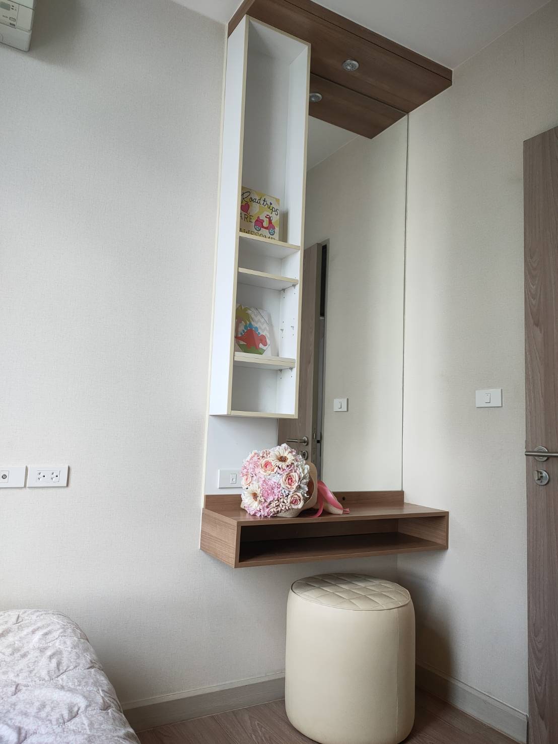 ให้เช่าคอนโด 2 ห้องนอน ราคาพิเศษ The Capital Ratchaprarop - Vibha (เดอะ แคปิตอล ราชปรารภ-วิภา) 2 ห้องนอน 1 ห้องน้ำ ขนาด 50 ตารางเมตร