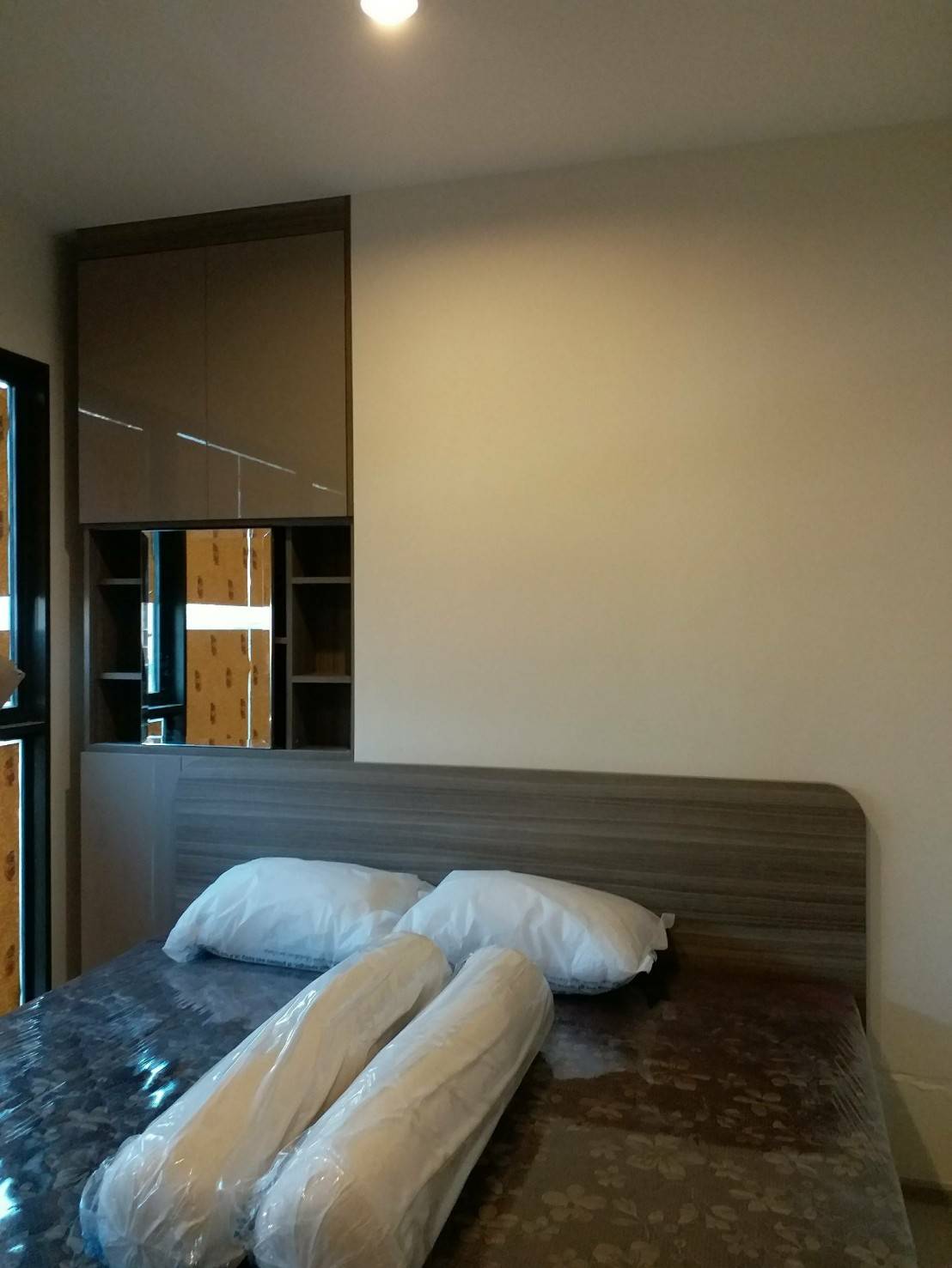 ให้เช่าคอนโด Rhythm Asoke 1 (ริทึ่ม อโศก 2) 2 ห้องนอน 1 ห้องน้ำ ชั้น 10 ขนาด 45 ตรม วิว สระว่ายน้ำ