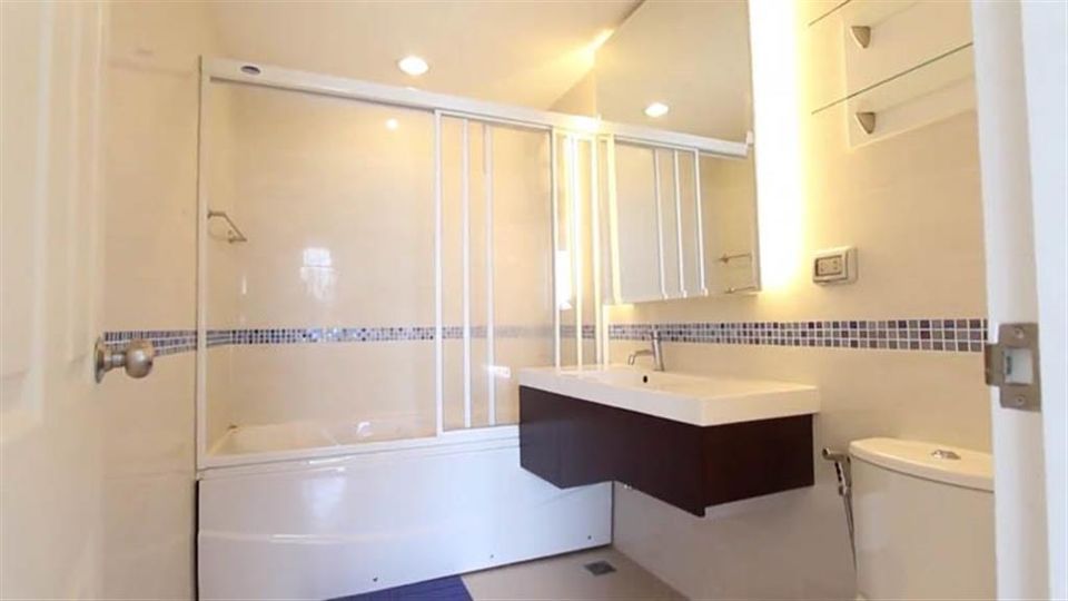 ให้เช่าคอนโด Life @ Sukhumvit (ไลฟ์ แอท สุขุมวิท) 2 ห้องนอน 2 ห้องน้ำ ขนาด 60 ตรม ชั้น 23