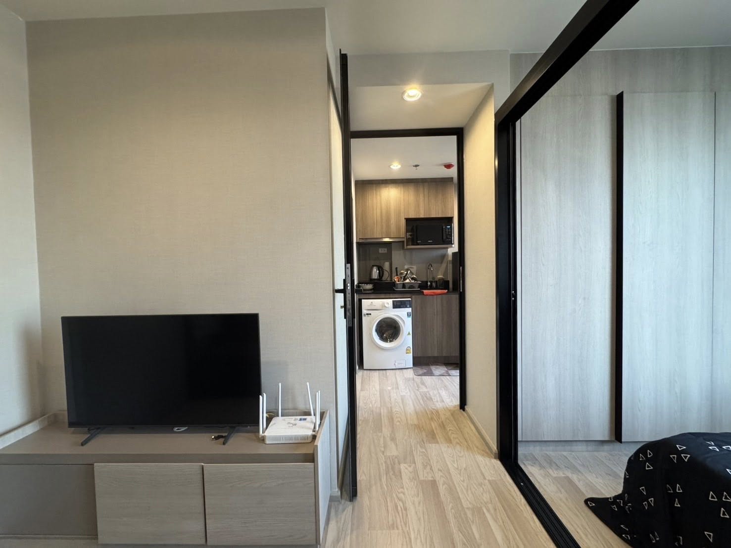 🌟 ให้เช่าคอนโด Ideo Mobi Sukhumvit Eastpoint 💥 ทำเลทอง ใกล้ BTS บางนา เพียง 250 เมตร เดินแค่ 3 นาที!