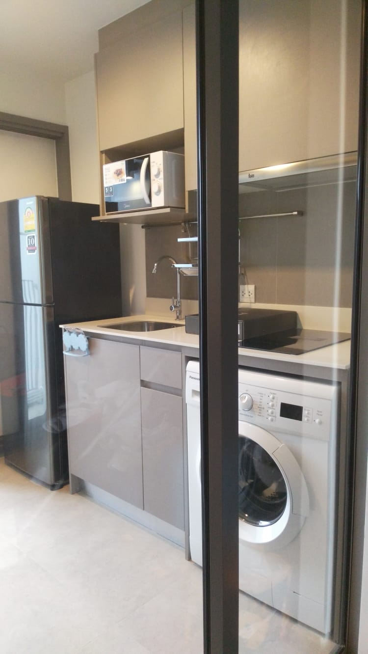 ให้เช่าคอนโด Whizdom Connect Sukhumvit (วิซดอม ค็อนเน็ค สุขุมวิท) 1 ห้องนอน 1 ห้องน้ำ ขนาด 30 ตรม