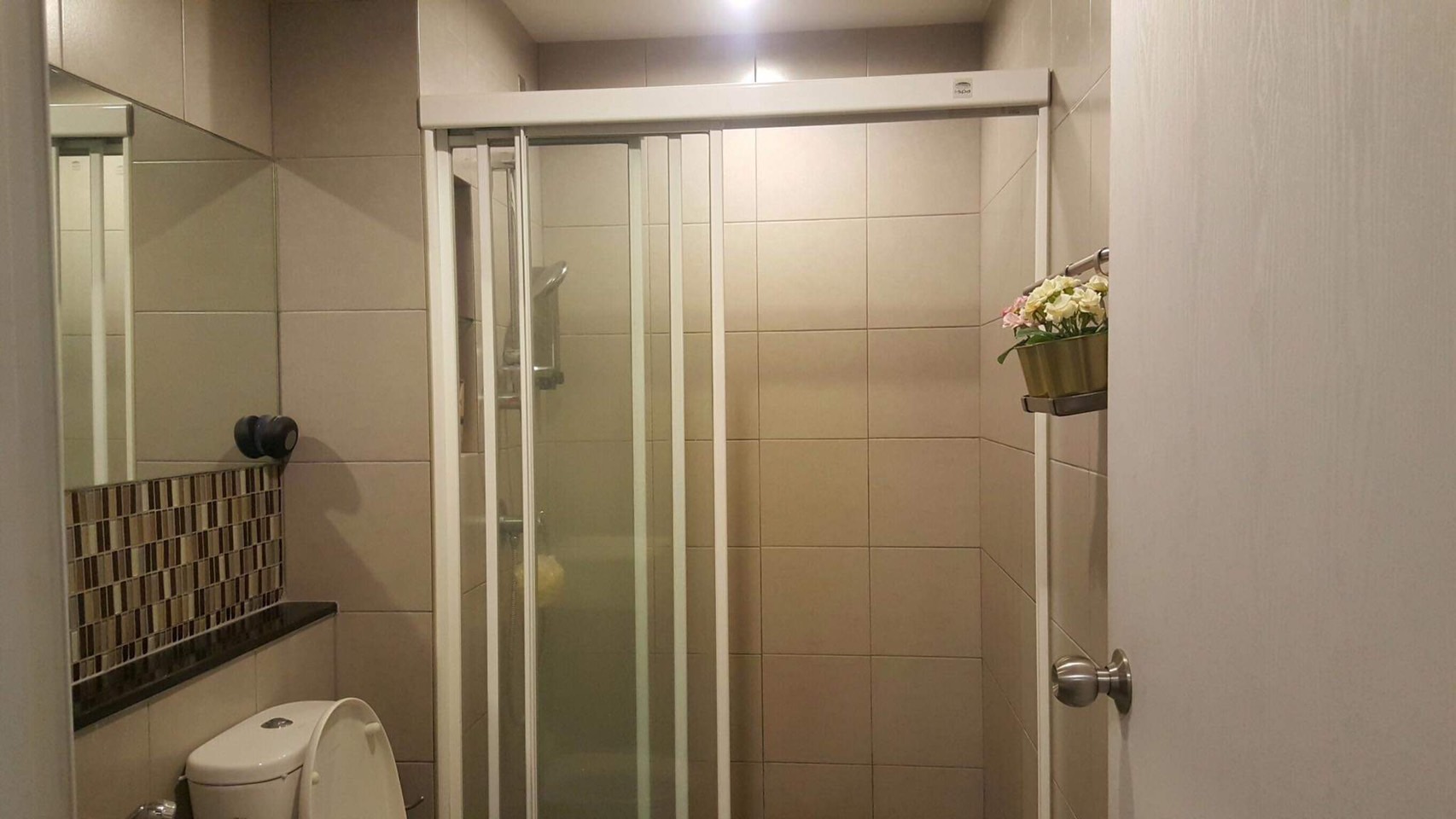 ปล่อยเช่าคอนโด Hallmark Chaengwattana (ฮอลล์มาร์ค แจ้งวัฒนะ ) 1 ห้องนอน 1 ห้องน้ำ 1 ห้องนั่งเล่น เป็นครัวเปิด มีระเบียง