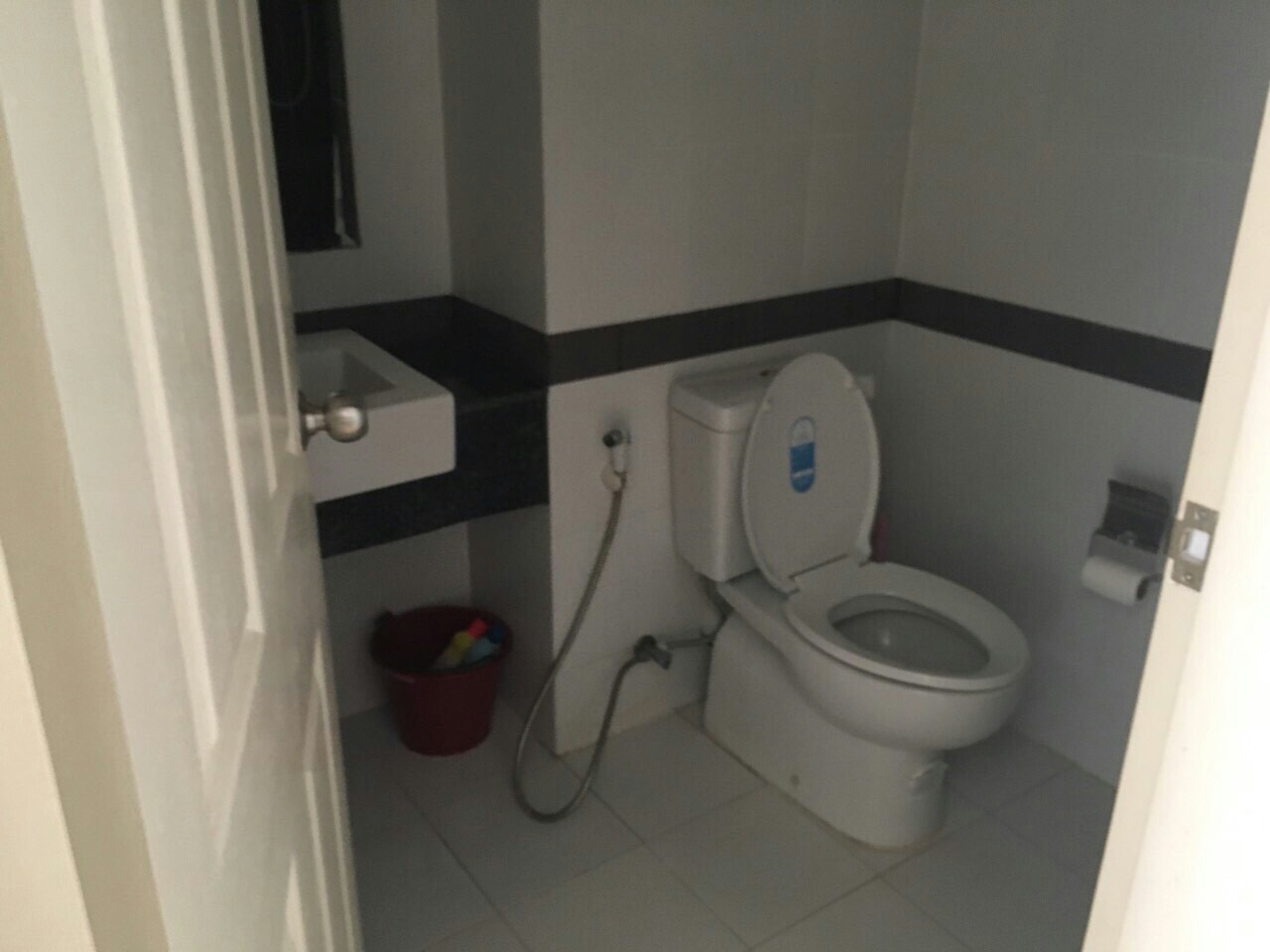 ขายคอนโด a space & a space I.D. Asoke-Ratchada ห้องขนาด 35 ตรม 1 ห้องนอน 1 ห้องน้ำ ชั้น 4 ตึก x