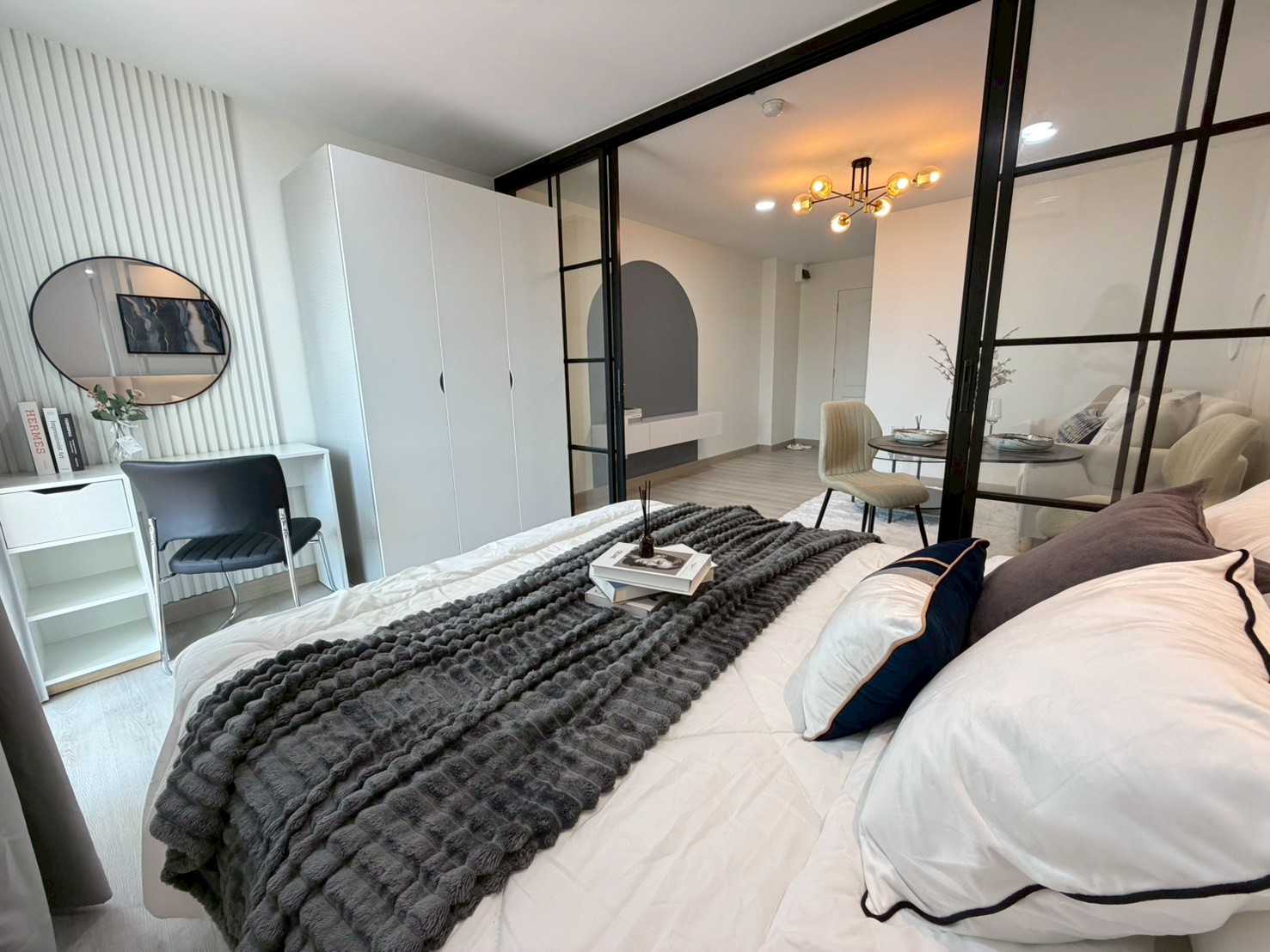 ขายคอนโด รีเจ้นท์โฮม 5 รัชดา 19 / For Sale Regent Home 5 Ratchada 19 (English below)