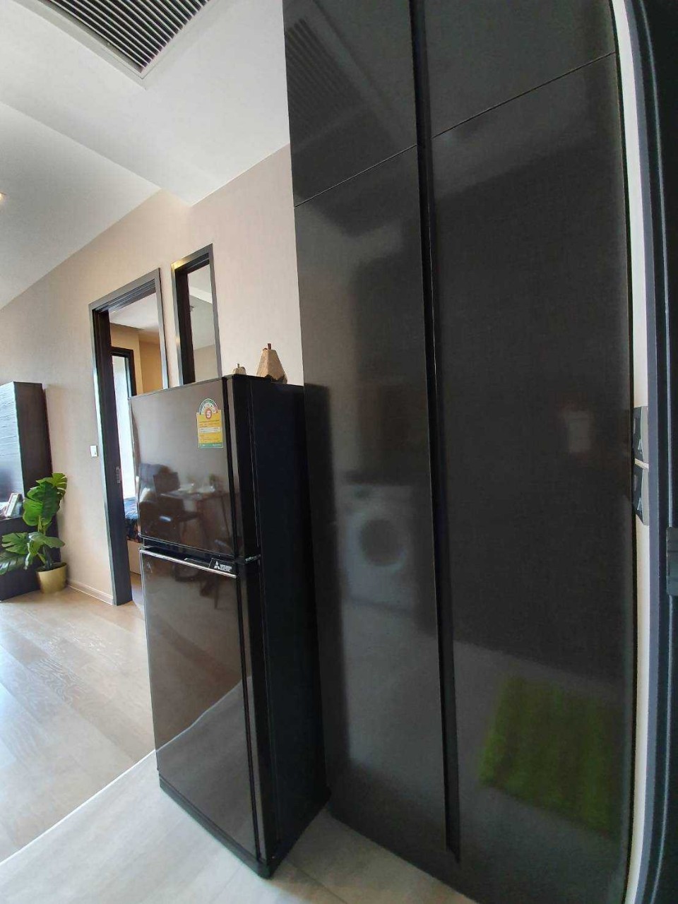 ขาย//ให้เช่า คอนโดหรู Ashton Asoke (แอชตัน อโศก) 1 ห้องนอน 1 ห้องน้ำ ห้องหัวมุม ชั้น 15