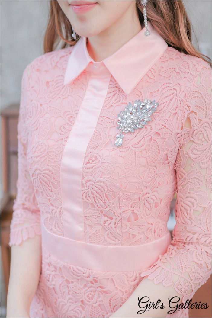 ชุดออกงาน/ชุดไปงานแต่งงานสีชมพูโอรส ผ้าลูกไม้ เข้ารูป สวยหวาน เรียบหรู