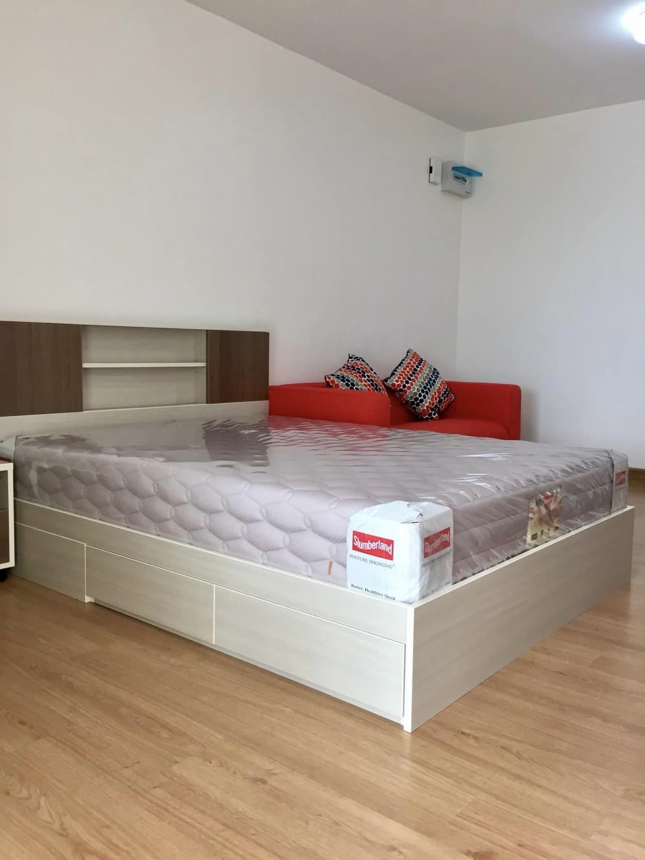 ให้เช่าคอนโด Supalai Vista @ Tiwanon Intersection (ศุภาลัย วิสต้า แยกติวานนท์) ห้องสวยสะอาดให้เช่าราคาถูกเพียง 7,000 บาท เท่านั้น คอนโดติดถนนใหญ่ใกล้รถไฟฟ้า MRT