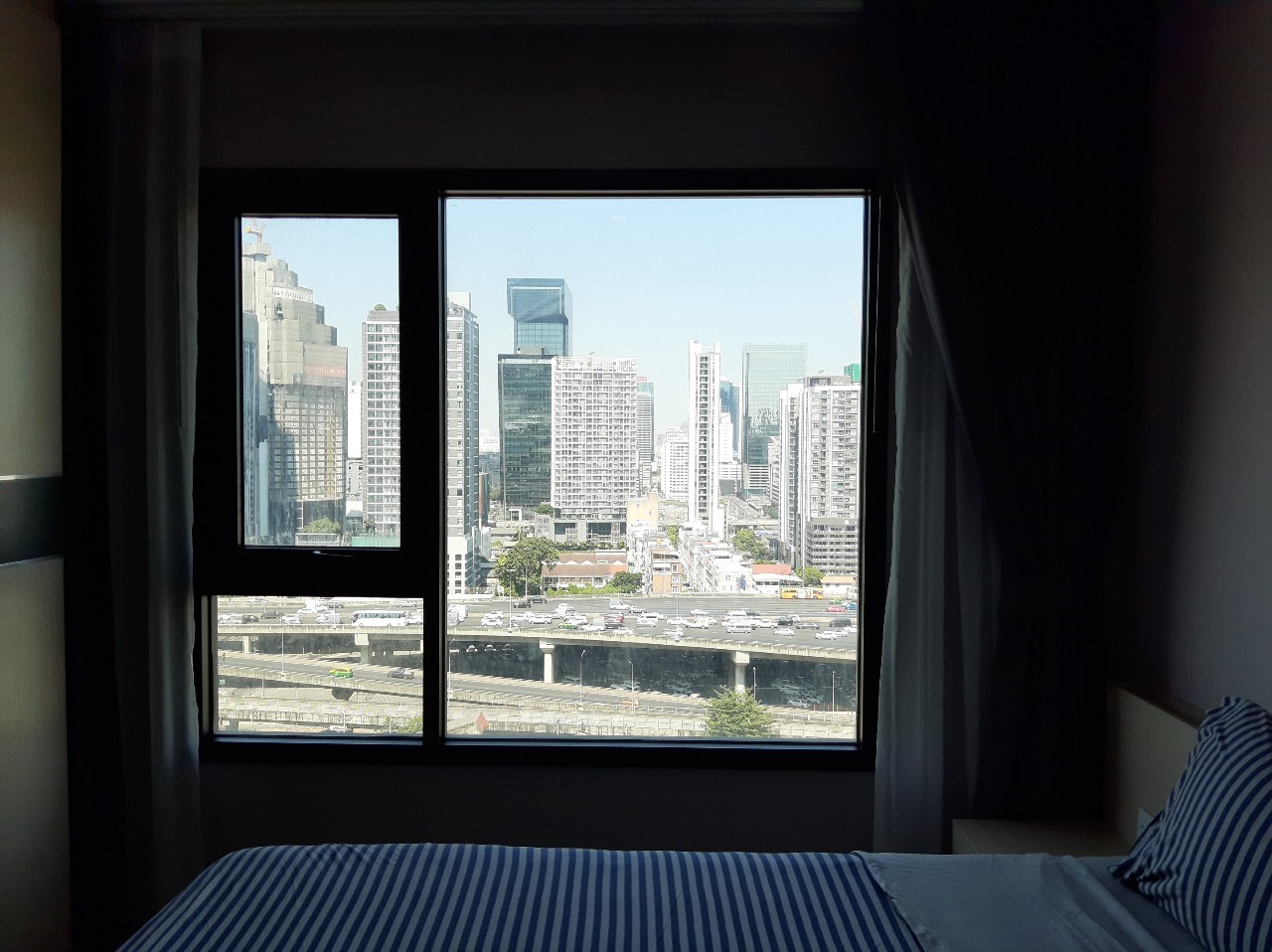 ให้เช่าคอนโด Life Asoke (ไลฟ์ อโศก) 1 ห้องนอน 1 ห้องน้ำ ขนาด 30 ตรม ชั้น 19 วิว พระรามเก้า ทิศเหนือ