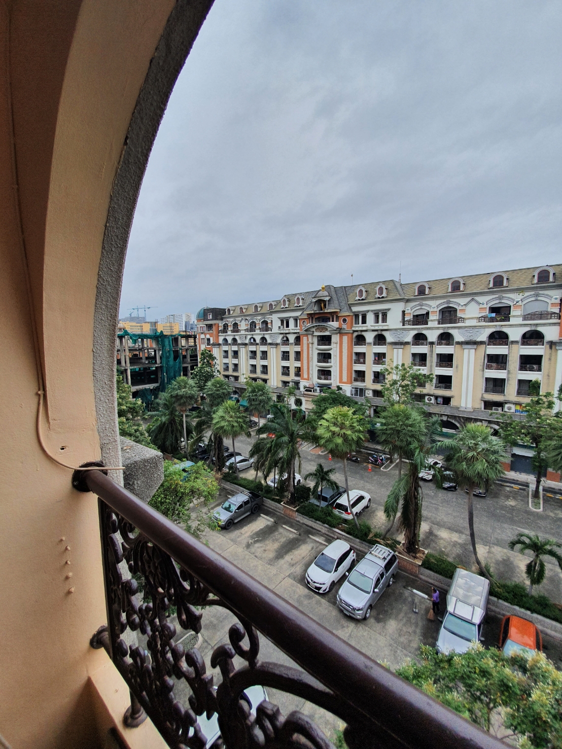 ขาย / เช่าคอนโด Champs Elysees Tiwanon (ฌ็องเซลิเซ่ ติวานนท์) ขายราคา 830,000 บาท / เช่า 5,500 บาท/ เดือน